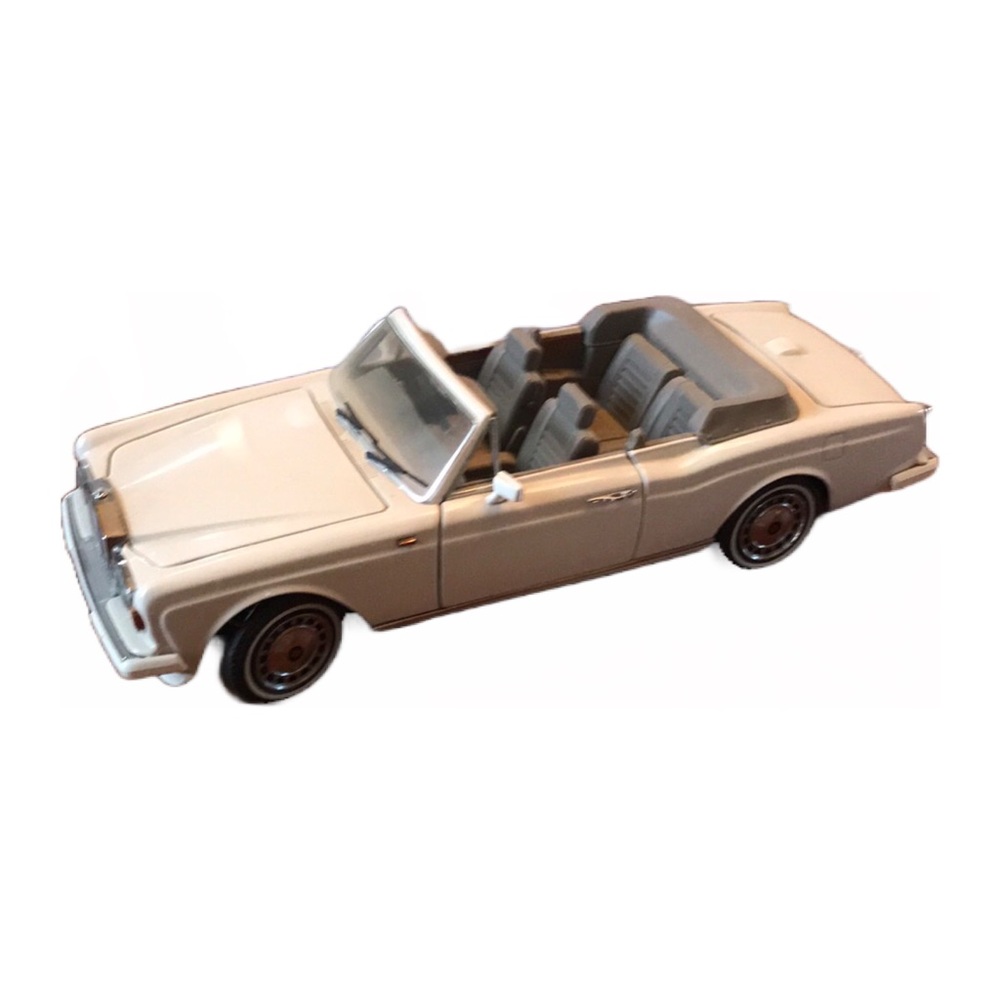 Rolls Royce Corniche IV 1:24 Scale Diecast Model From 1992 By Franklin Mint